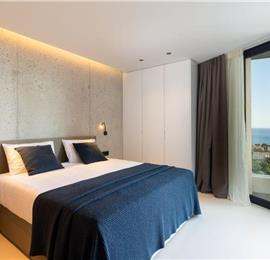 6 Bedroom Villa with Heated Infinity Pool and Sea Views in Dubrovnik, Sleeps 12